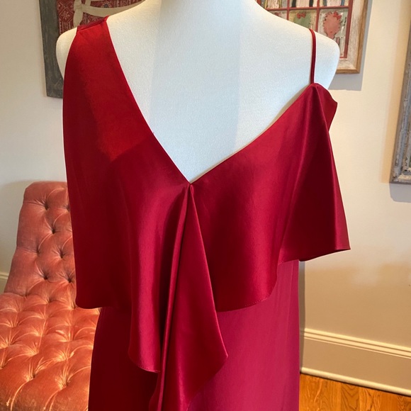 NWT Diane Von Furstenberg Asymmetrical Ruffle Dress - NWT - Picture 4 of 7